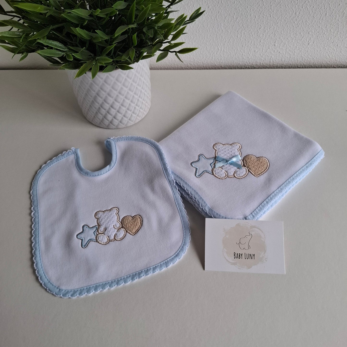 Conjunto Fralda e Babete