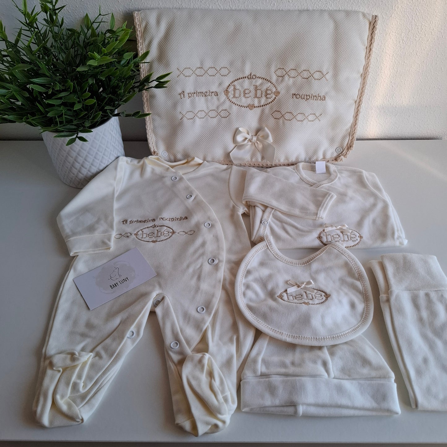 Conjunto Primeira Roupinha
