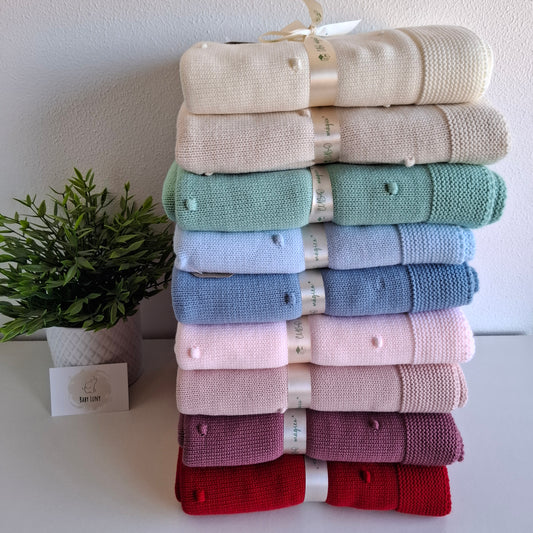 Manta Bolinhas 100% Acrílico