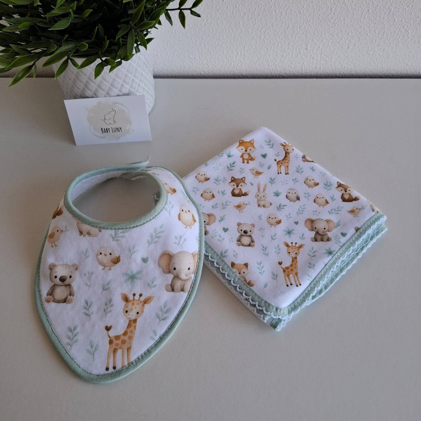 Conjunto Fralda e Babete