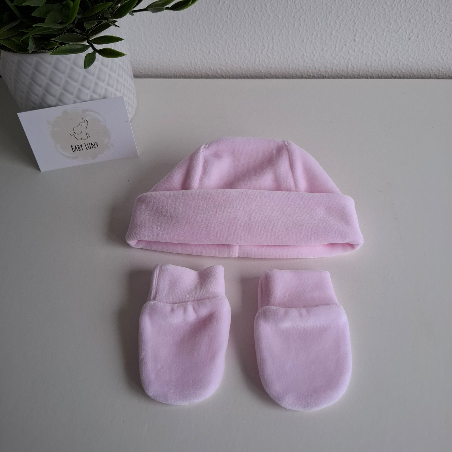Conjunto Gorro e Luvas em Veludo